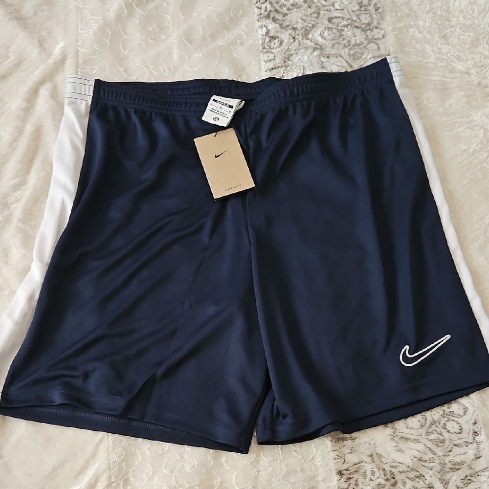 Nike Academy  Men's Slim Fit Soccer  Shorts - XL